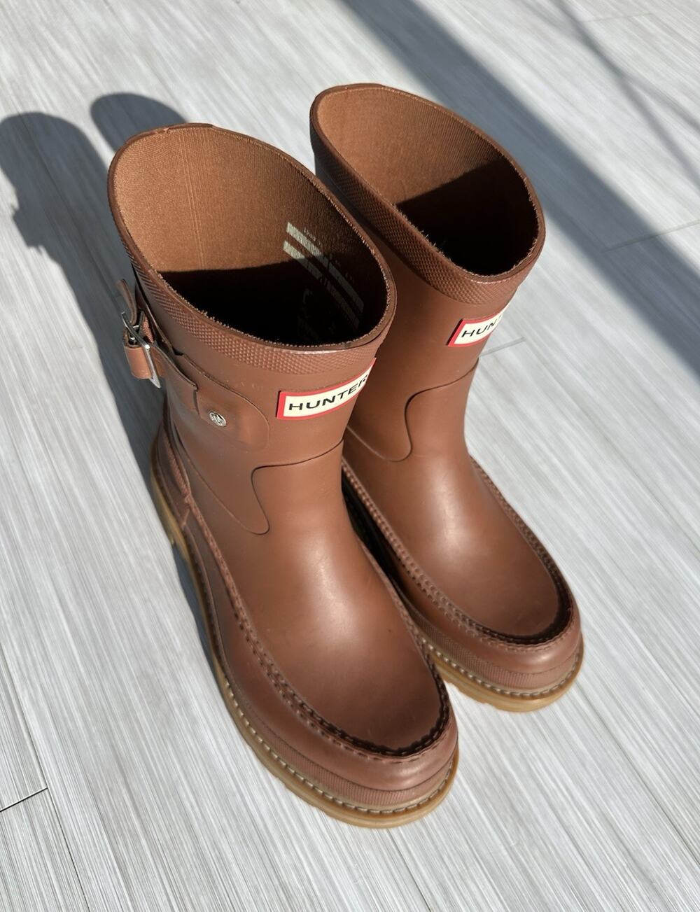 Hunter Brown Rubber Mid-Calf Rain Boots Buckle Logo Round Toe US 8